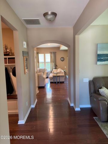 3 Bromley Lane, Manchester, NJ 08759