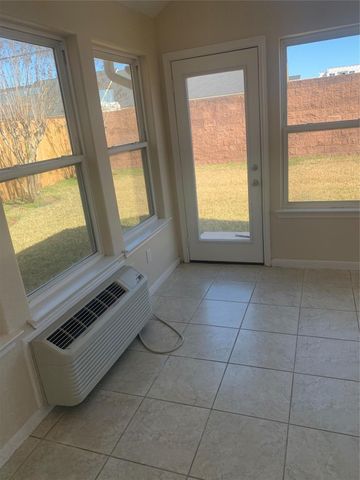 2621 Tidenhaven Drive, Pearland, TX 77584