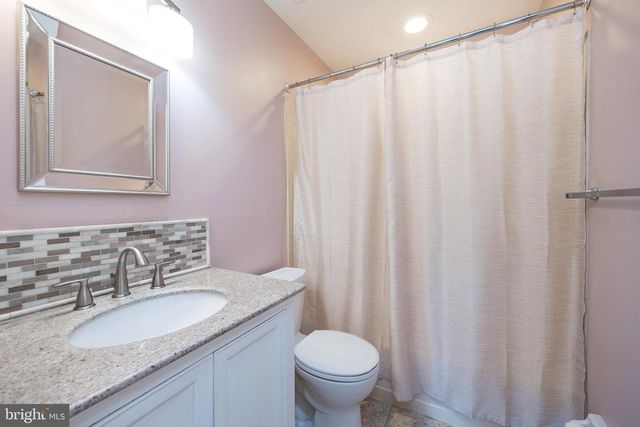 3930 GATEHOUSE LN, Skippack, PA 19474