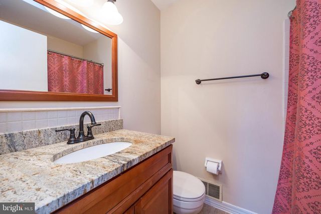 3930 GATEHOUSE LN, Skippack, PA 19474