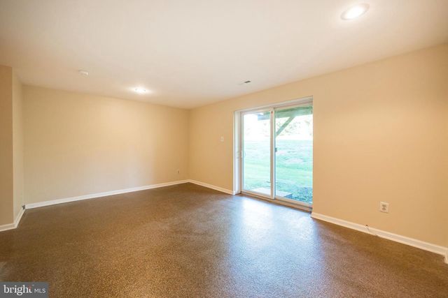 3930 GATEHOUSE LN, Skippack, PA 19474