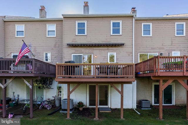3930 GATEHOUSE LN, Skippack, PA 19474
