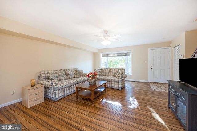 3930 GATEHOUSE LN, Skippack, PA 19474