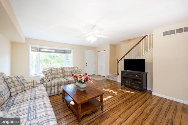 3930 GATEHOUSE LN, Skippack, PA 19474