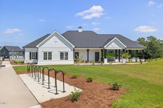 2754 Farmhouse Drive, Apex, NC 27502