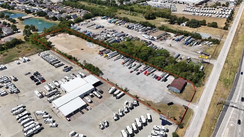 10350 South Freeway, Fort Worth, TX 76140 — photo 2