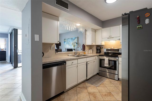 5825 PUERTA DEL SOL BOULEVARD S 265, St Petersburg, FL 33715