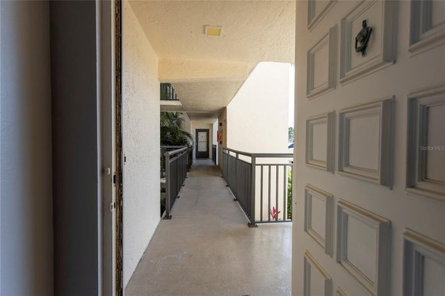 5825 PUERTA DEL SOL BOULEVARD S 265, St Petersburg, FL 33715