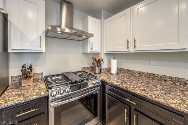 820 Titan Peak Place 206, Las Vegas, NV 89144
