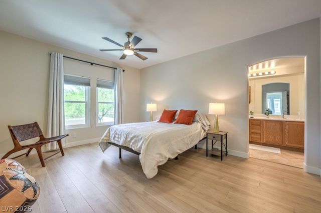 820 Titan Peak Place 206, Las Vegas, NV 89144