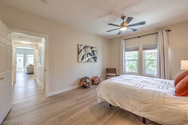 820 Titan Peak Place 206, Las Vegas, NV 89144