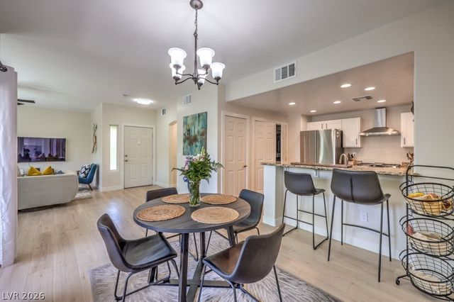 820 Titan Peak Place 206, Las Vegas, NV 89144