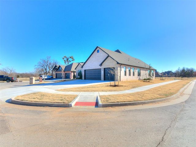 10108 SW 25th Court, Yukon, OK 73099