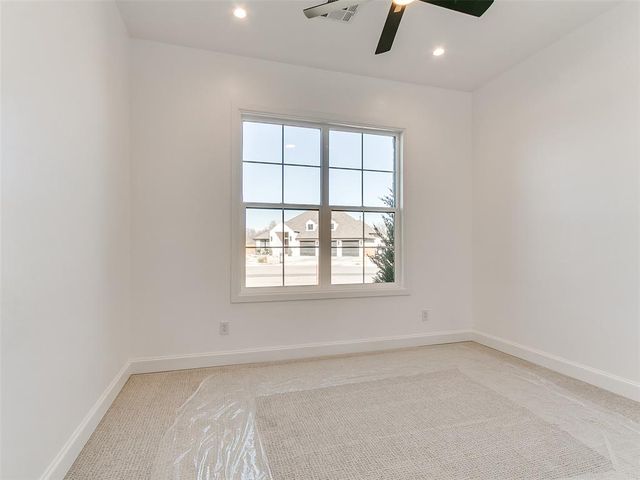 10108 SW 25th Court, Yukon, OK 73099