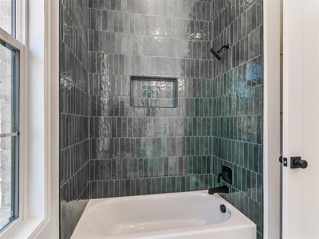 10108 SW 25th Court, Yukon, OK 73099