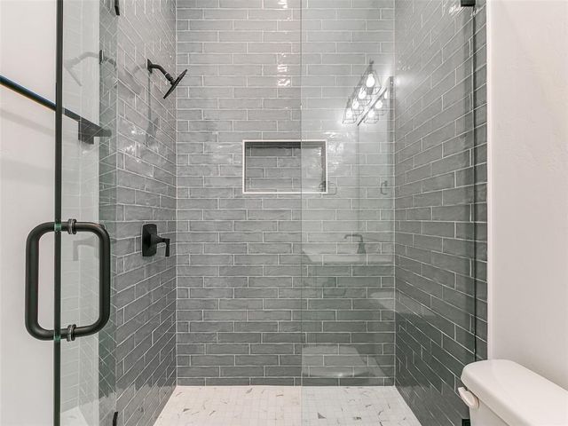 10108 SW 25th Court, Yukon, OK 73099