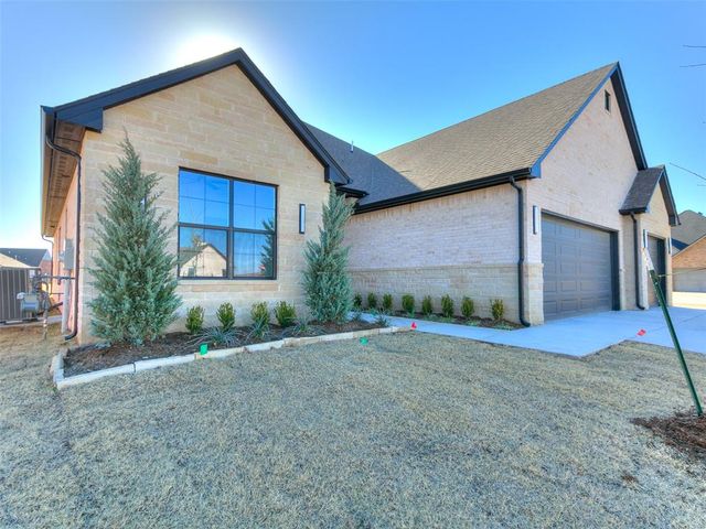 10108 SW 25th Court, Yukon, OK 73099