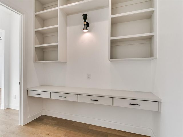 10108 SW 25th Court, Yukon, OK 73099