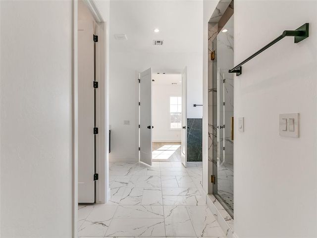 10108 SW 25th Court, Yukon, OK 73099