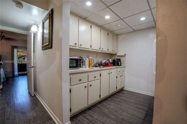 251 SW 134th Way 302M, Pembroke Pines, FL 33027