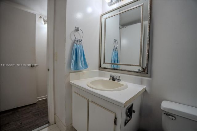 251 SW 134th Way 302M, Pembroke Pines, FL 33027