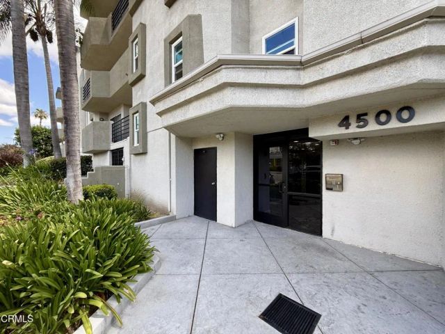 4500 Laurel Canyon Boulevard 206, Valley Village, CA 91607