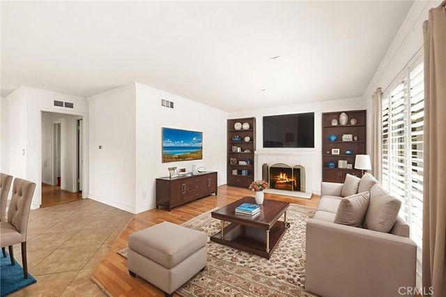 20401 Somerville Lane, Huntington Beach, CA 92646