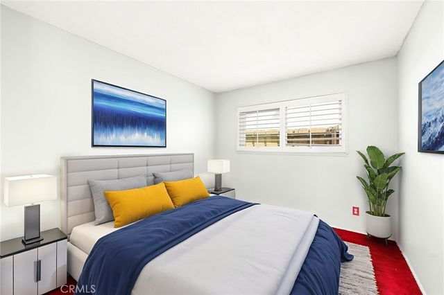 20401 Somerville Lane, Huntington Beach, CA 92646