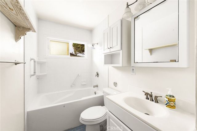 20401 Somerville Lane, Huntington Beach, CA 92646