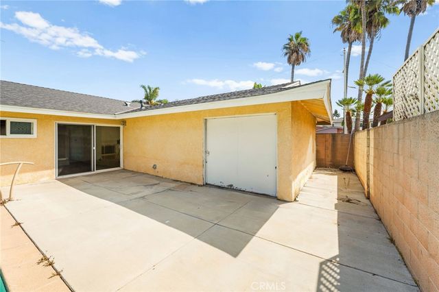 20401 Somerville Lane, Huntington Beach, CA 92646