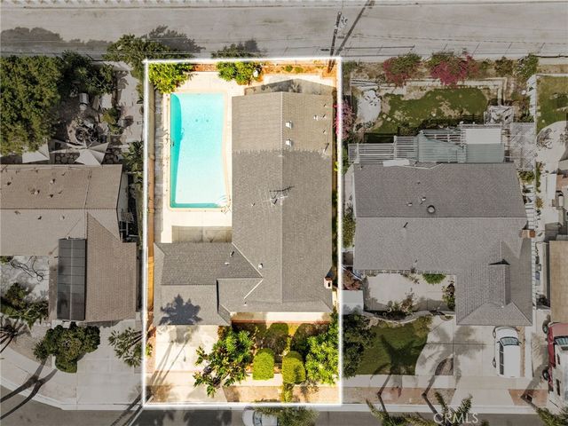 20401 Somerville Lane, Huntington Beach, CA 92646
