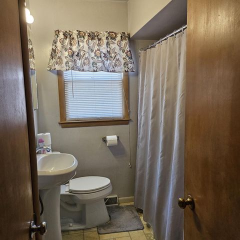 4052 87th STREET, Milwaukee, WI 53222