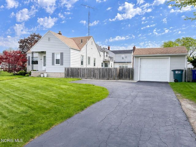 2667 Wesleyan Drive, Toledo, OH 43614