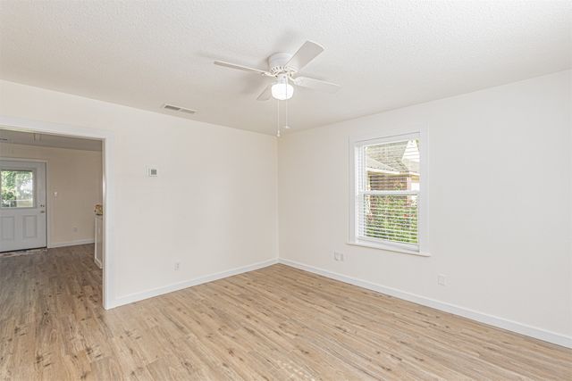 1415 N College Street, Mckinney, TX 75069