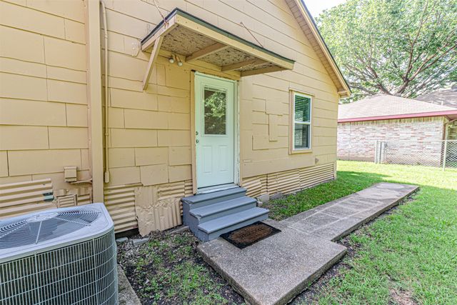 1415 N College Street, Mckinney, TX 75069