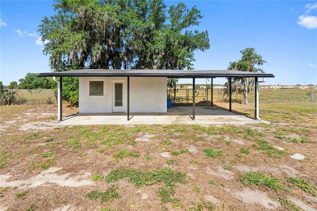 2425 BURNS AVENUE, Lake Wales, FL 33898