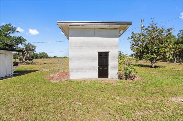 2425 BURNS AVENUE, Lake Wales, FL 33898