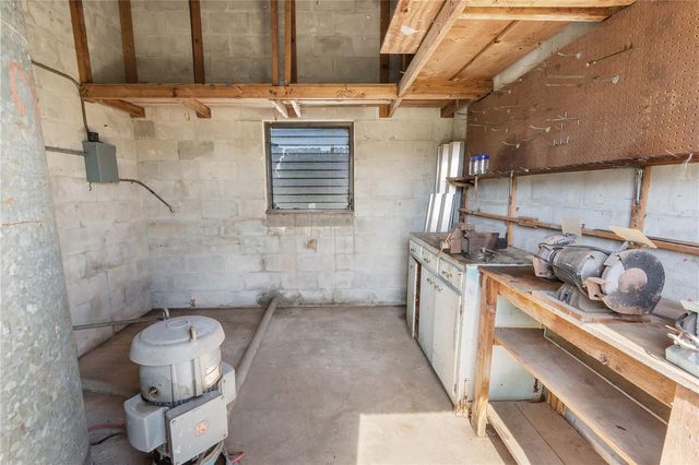 2425 BURNS AVENUE, Lake Wales, FL 33898