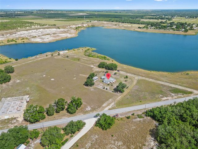 2425 BURNS AVENUE, Lake Wales, FL 33898