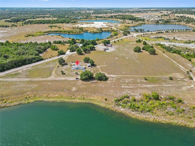 2425 BURNS AVENUE, Lake Wales, FL 33898