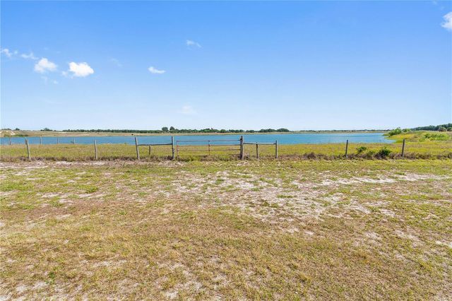 2425 BURNS AVENUE, Lake Wales, FL 33898