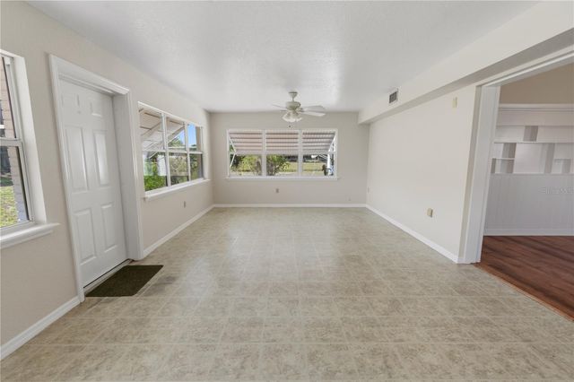2425 BURNS AVENUE, Lake Wales, FL 33898
