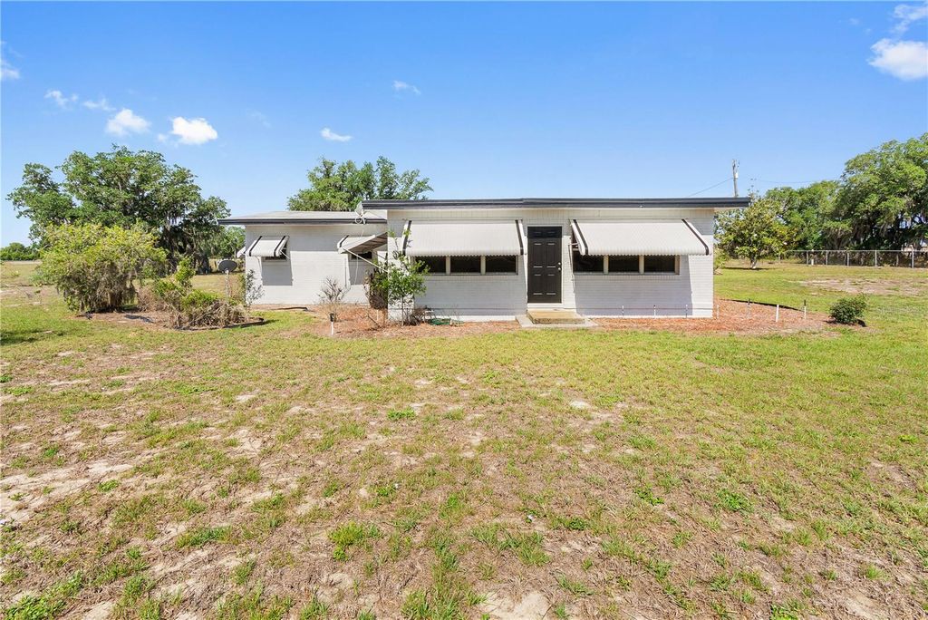 2425 BURNS AVENUE, Lake Wales, FL 33898