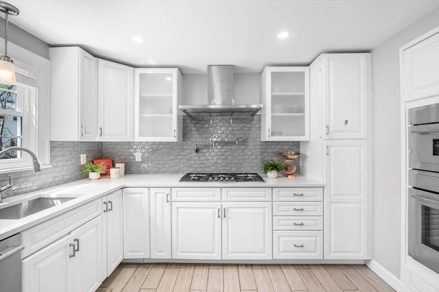 62 Elm St, Melrose, MA 02176