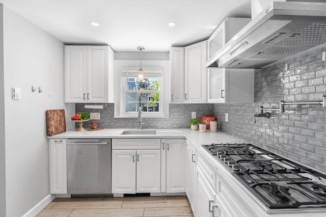 62 Elm St, Melrose, MA 02176