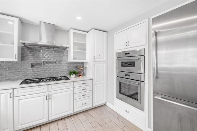 62 Elm St, Melrose, MA 02176