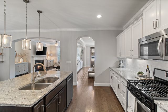 151 Benjamin Ln, Hendersonville, TN 37075