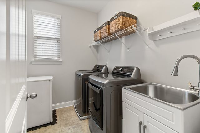 151 Benjamin Ln, Hendersonville, TN 37075