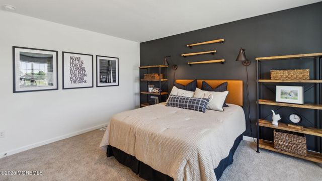 16 E Garfield Avenue, Atlantic Highlands, NJ 07716