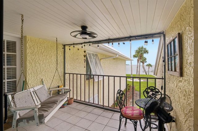 7300 SUNSHINE SKYWAY LANE 206, St Petersburg, FL 33711
